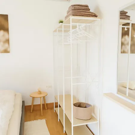 Apartment Dein
